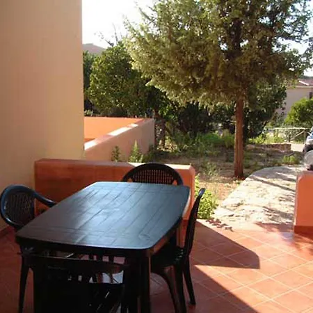 Apartment Rena 2000 *