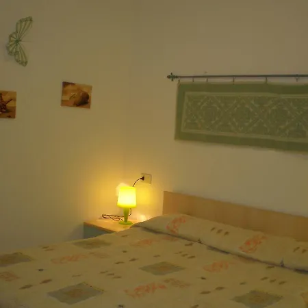 Apartment Rena 2000 *
